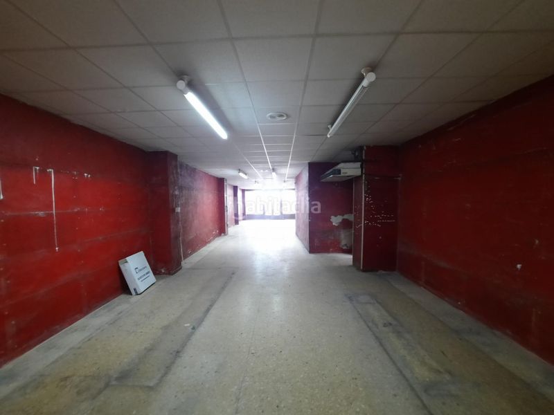 Foto f15f3917-fae2-42d5-a8c1-3a7b8c42d055. Rent business premise in Almansa