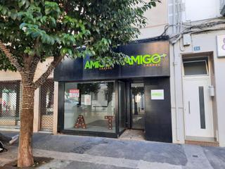 Lloguer Local Comercial a Almansa. Local en zona comercial totalmente acondicionado