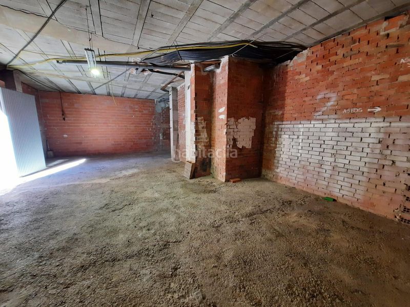 Foto 6ccf3116-1f7d-445f-bff5-57944e350088. Local comercial a Almansa