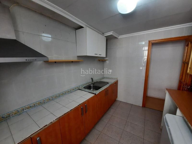 Foto 6b0678c7-373f-45e2-bd11-375a879e440e. Pis a Almansa