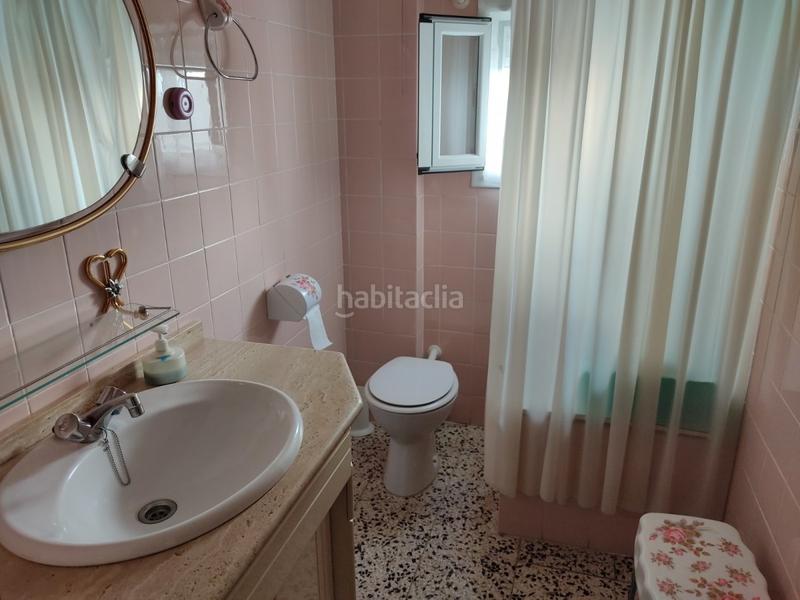 Foto 37835654-dfc1-4595-9e7f-fbf3ef0db9b4. Piso vivienda frente al mercado central en Almansa