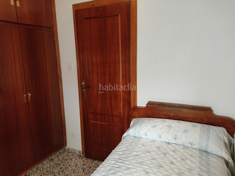 Foto 89fd8948-105b-4992-8b40-ed288c73bf68. Piso vivienda frente al mercado central en Almansa