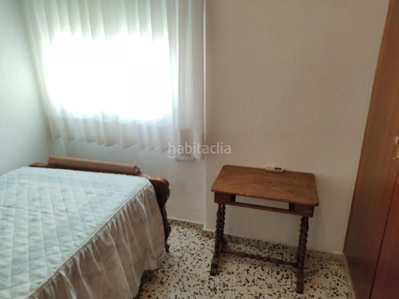 Foto f9c8a96f-9e6d-4f21-8169-78becf343939. Piso vivienda frente al mercado central en Almansa