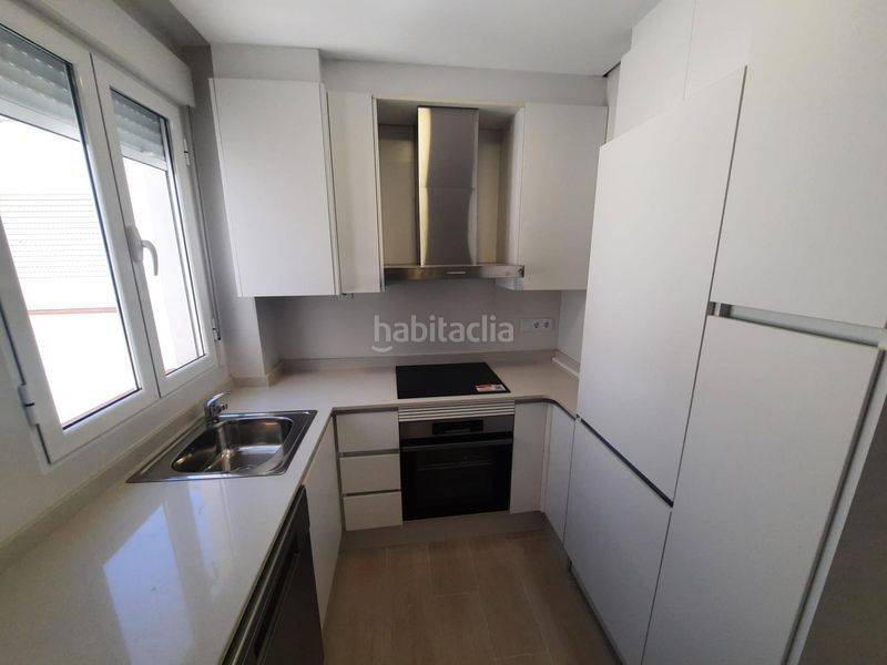 Foto f1e6a2ec-1534-4f65-bf2f-ed3484cfcee4. Affitto appartamento in Almansa
