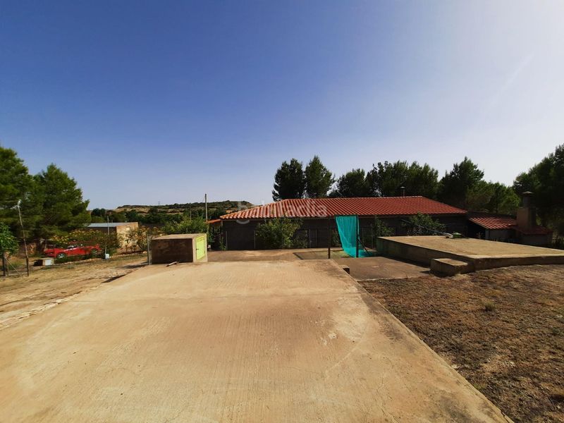 Foto 35cd15f1-2148-4c59-8fe1-cfb44c4bb125. Casa a Alpera