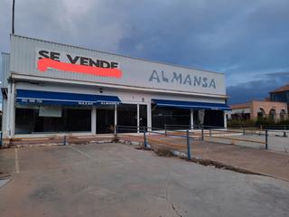 Nau industrial a Almansa