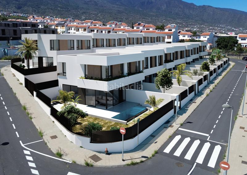 Foto 052036e2-e7b8-47ff-86e4-78d37942e302. Casa adossada a calle alcalde víctor pérez rodríguez 1 a Güímar