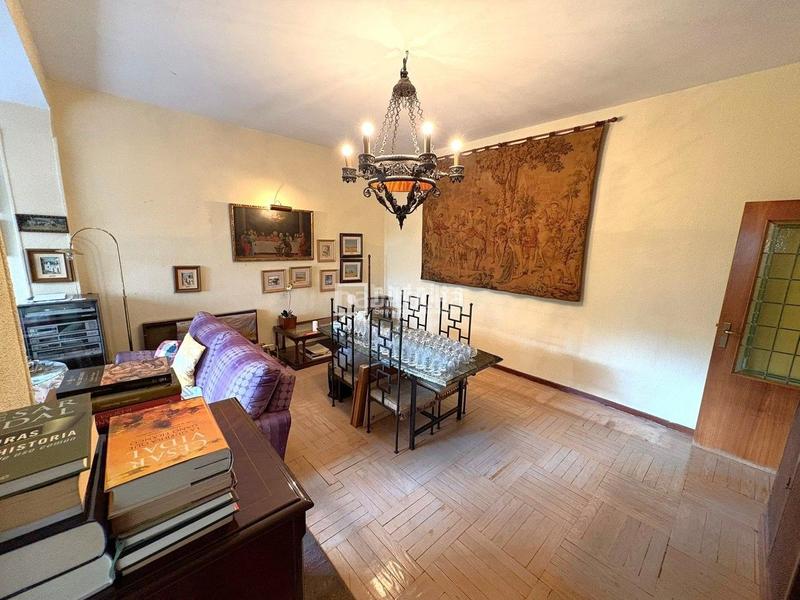 Foto f6bb274a-b1cf-4efc-97b1-76e40e4fedd8. Etagenwohnung mit heizung in Guindalera Madrid