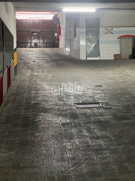 Foto f86c20ae-5204-46c9-8e04-be7f34a915db. Aparcament cotxe a Guindalera Madrid