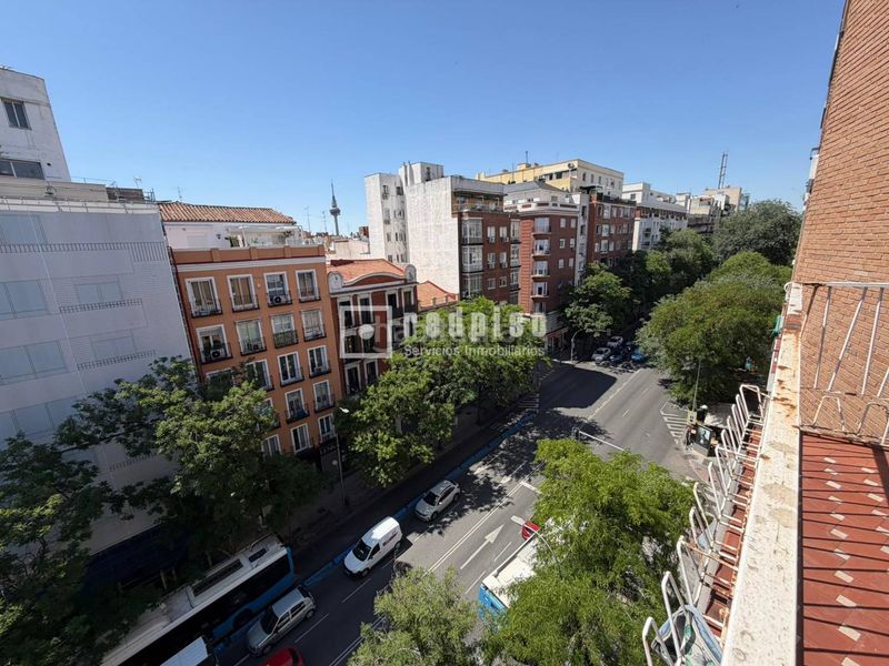 Foto d83c4790-4f04-4c0b-a678-7543b6d576e5. Pis amb calefacció a Guindalera Madrid