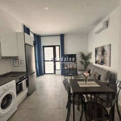Flat in Guindalera. Estudio junto a la avenida de américa