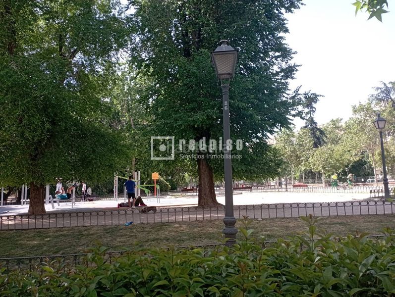 Foto 4f33ff3c-1983-4d50-bc4a-721c83d361b3. Pis amb calefacció a Guindalera Madrid