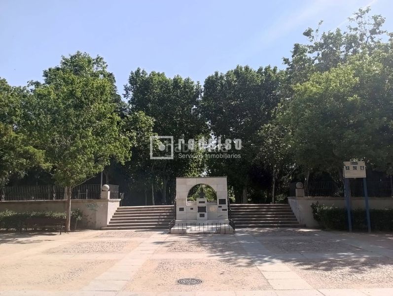 Foto a9d9d5d1-6b6e-4f2b-948c-5bb84bc760f0. Pis amb calefacció a Guindalera Madrid