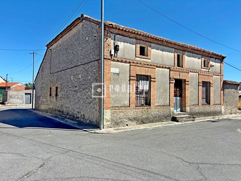 Foto 65406f7b-3eb7-41bd-b5fe-f90e44fde1c8. Casa a Pinarejos