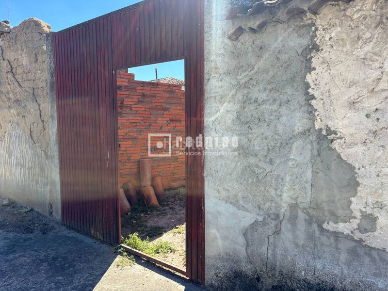 Foto 68fc43e9-9152-4977-89fe-32cbfa77dc01. Casa a Pinarejos