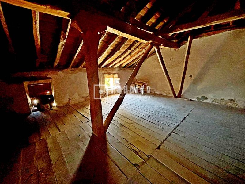 Foto ca48e267-bc62-487a-9f0f-5dfd4c201877. Casa a Pinarejos