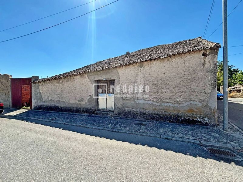 Foto f1cb87ff-972b-4a67-ada3-660fd5d14893. Casa a Pinarejos