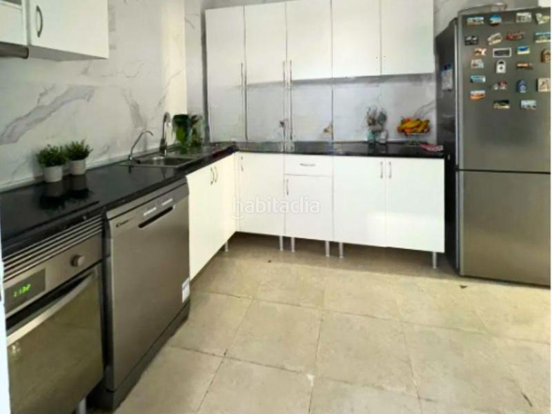 Foto c70f2296-b3ff-4e33-b2b8-aeae3636f58c. Flat with heating in Los Ángeles Alicante