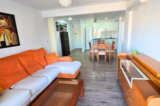 Location Appartement  Calle calle de bono guarner. Piso en alquiler desde septiembre 2025 hasta mayo 2026 en buono