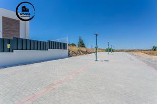 Residential Plot in Otura. Se vende terreno en otura