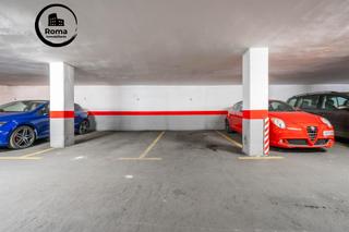 Parking voiture à Calle puentezuelas 49. Céntrico y amplio garaje en calle puentezuelas junto a facultad