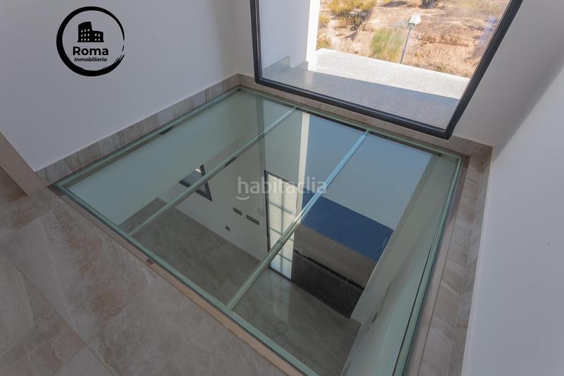 Foto 5a8e7fc6-96c4-4671-abc4-28f28299a66c. Chalet ponemos a la venta esta espectacular casa en la urbanización los cortijos en Atarfe