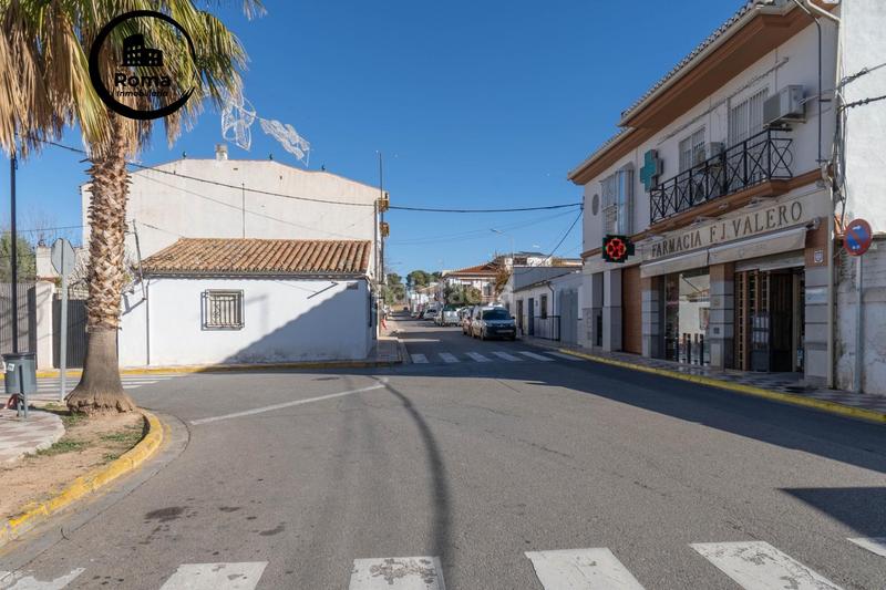 Foto b20a841f-9d9a-4faa-b3f3-1507800259b6. Masía en calle de la gardenia 4 vivienda con múltiples opciones en Albolote