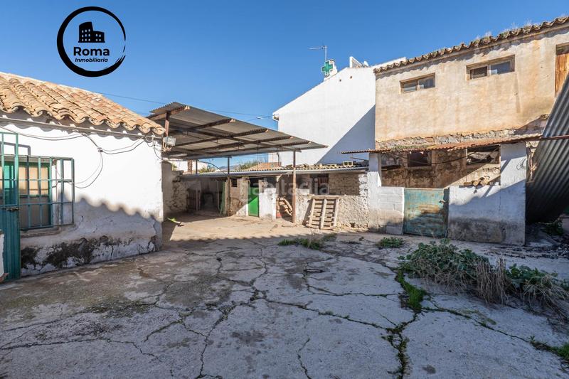 Foto e3737535-f6f7-46a8-a224-faff1414bc65. Masía en calle de la gardenia 4 vivienda con múltiples opciones en Albolote