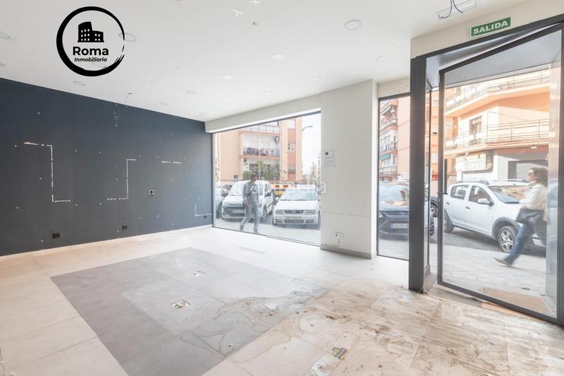 Foto faee349f-5a1a-434d-acbd-41ecca515ac9. Local comercial a Plaza de Toros Granada