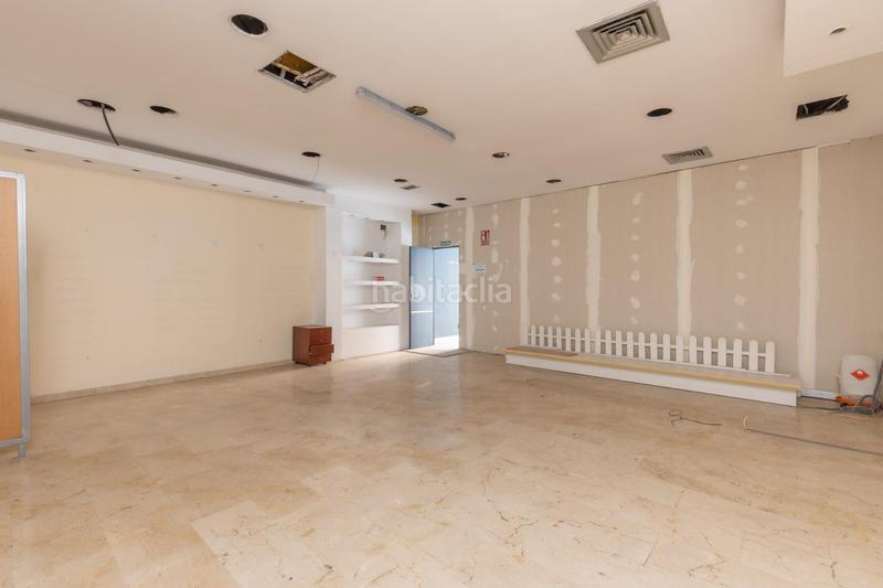 Foto 2afac8c6-50d7-4656-885a-efb66ef24ab0. Local comercial a Plaza de Toros Granada