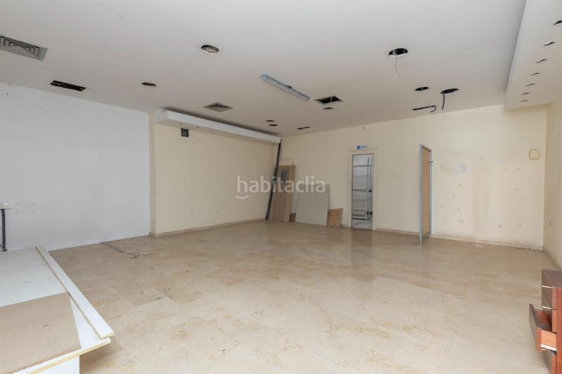 Foto c2bd93aa-75a3-46dc-9208-b3d5ad0d0d5c. Local comercial a Plaza de Toros Granada