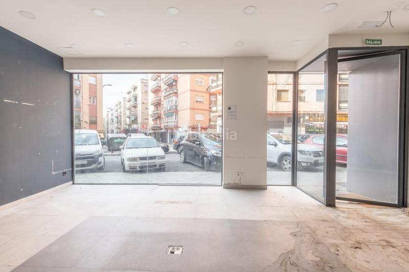 Foto cea6cb09-7127-49f1-9bf6-e7768b883038. Local comercial a Plaza de Toros Granada