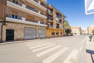 Local Comercial a Calle de san miguel 6. Inversión única en el corazón de guadix!