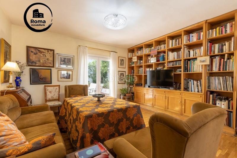 Foto 0b2c5d0e-db6f-456d-85f5-2ad06bd206f4. Casa  zona alhambra en San Matías - Realejo Granada