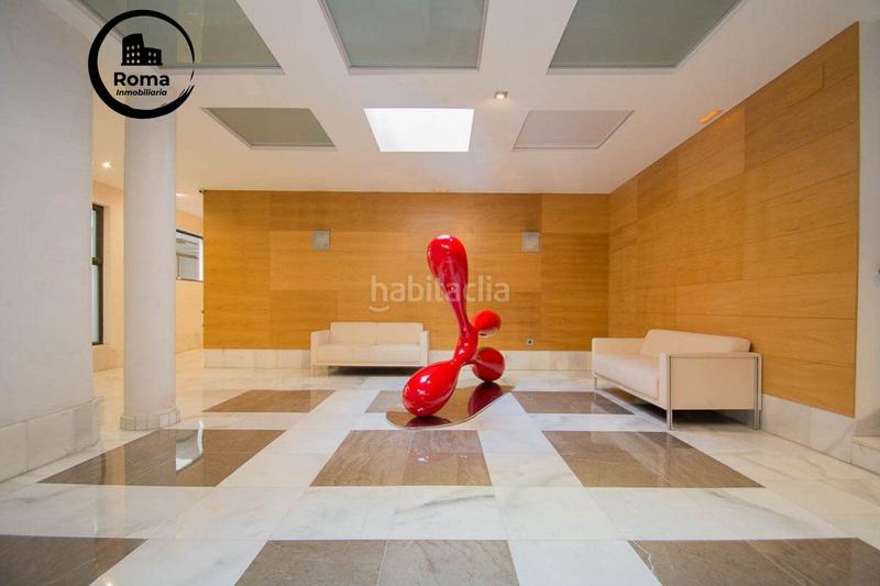Foto 51bcaf5f-3a92-4672-8b74-fdd283d8bd32. Piso unico en carrera de la virgen en San Matías - Realejo Granada