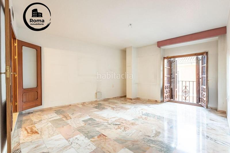 Foto 19a626bc-74a7-4a4a-a3a5-9273239d3914. Piso descubre tu nuevo hogar en el encantador barrio del realejo, en el corazón ! en Granada