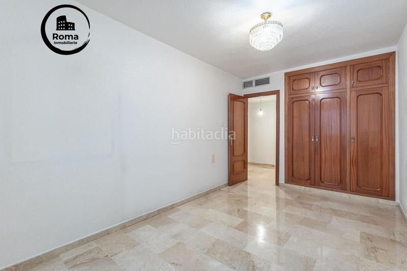 Foto 8c3cf257-935a-4058-b298-260d06172804. Piso descubre tu nuevo hogar en el encantador barrio del realejo, en el corazón ! en Granada