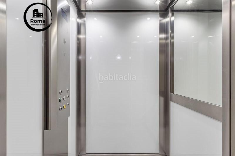 Foto b09ca393-118b-4c49-a1c9-c53c74b6563e. Piso descubre tu nuevo hogar en el encantador barrio del realejo, en el corazón ! en Granada