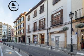 Piso en San Matías - Realejo. Descubre tu nuevo hogar en el encantador barrio del realejo, en