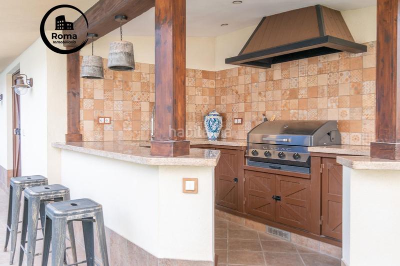 Foto ef6b508c-18e5-45a7-a6e6-3bfd493c537d. Chalet descubre el hogar de tus sueños en este espectacular chalet independiente! en Monachil