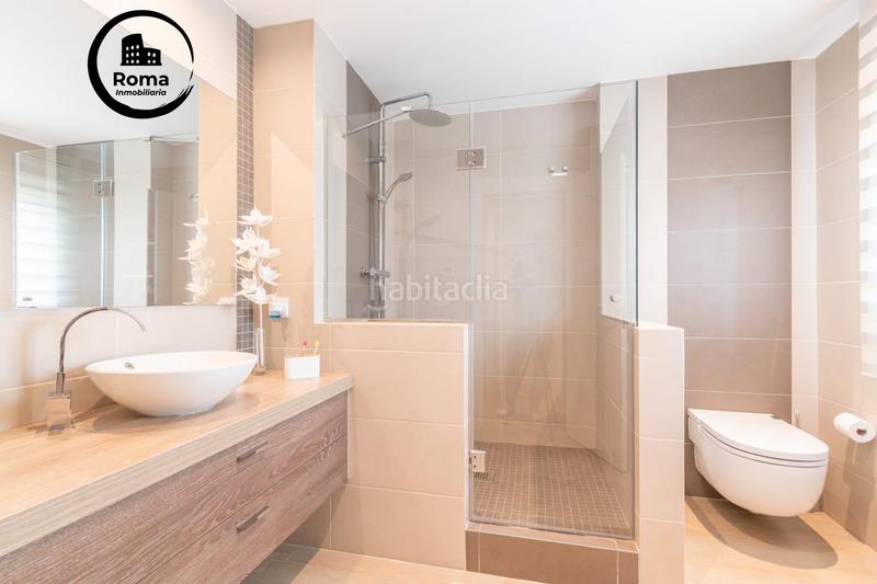 Foto 808e2f16-4a51-4e51-b806-782997cc9090. Chalet descubre el hogar de tus sueños en este espectacular chalet independiente! en Monachil