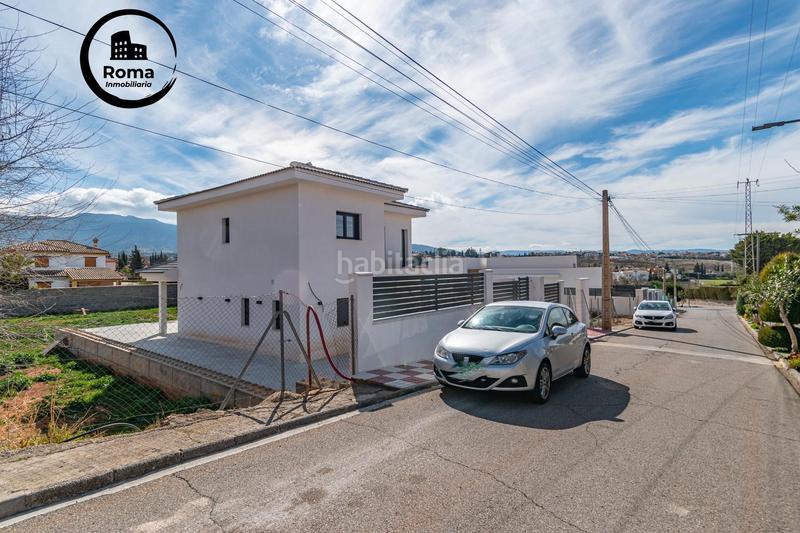 Foto 4c2ad9e8-e903-443e-92dd-a404386f0b19. Chalet  nueva construcción . 5 dormitorios ,3 baños. en Otura