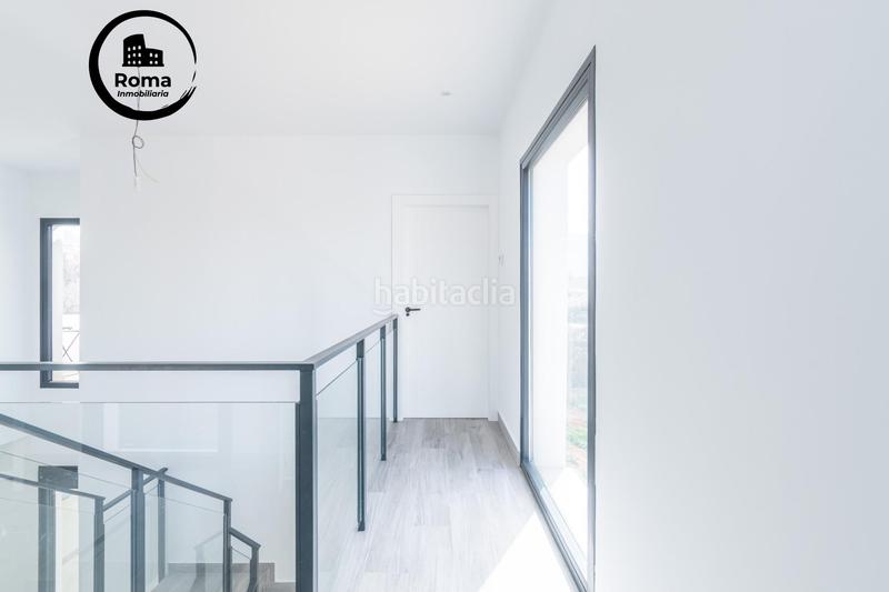 Foto 5f5b92e1-5b77-4141-bc94-26ef8c884234. Chalet  nueva construcción . 5 dormitorios ,3 baños. en Otura