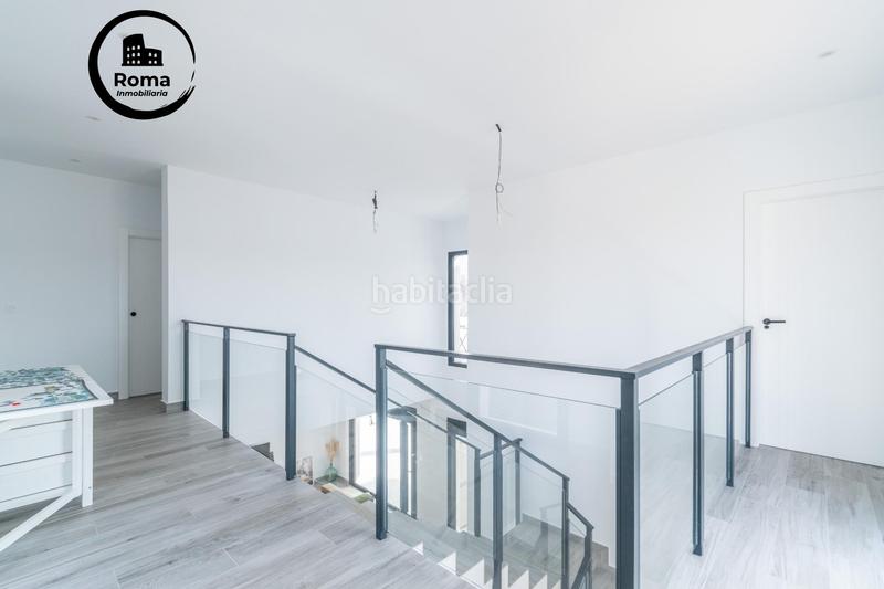 Foto 5fc94747-0cbb-4d71-88ad-ecef5dd00b3d. Chalet  nueva construcción . 5 dormitorios ,3 baños. en Otura
