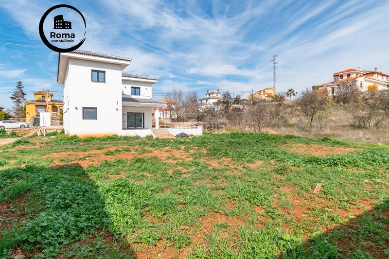 Foto 6a521308-412f-474d-8fca-833a24e661d3. Chalet  nueva construcción . 5 dormitorios ,3 baños. en Otura