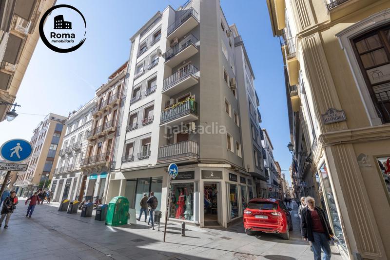 Foto dc5849bc-d6f2-4c31-beec-63bb29a9ac3b. Piso pisazo en pleno centro haciendo esquina en Centro - Sagrario Granada