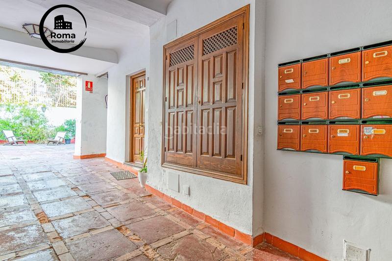 Foto 8f7c523c-391f-43a0-9c26-63981f6387e3. Apartamento  amplio situado en casa corrala rehabilitada en Granada