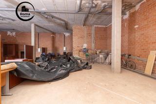 Local Comercial a Calle sevilla 36. Local comercial junto centro de salud de armilla
