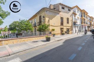 Casa  Calle veracruz. Casa de tres plantas con 288 m2 a reformar frente al ayuntamient