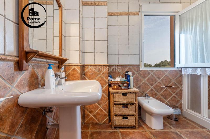 Foto 3b64c735-9054-4498-a115-7791f8398ba6. Chalet avec chauffage parking piscine dans Cumbres Verdes Zubia (La)